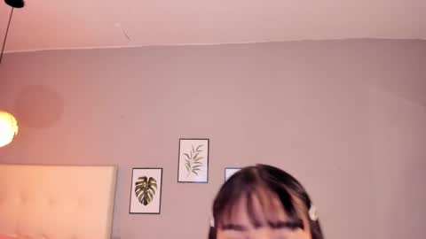 Maia online show from 11-23-25, 01:44