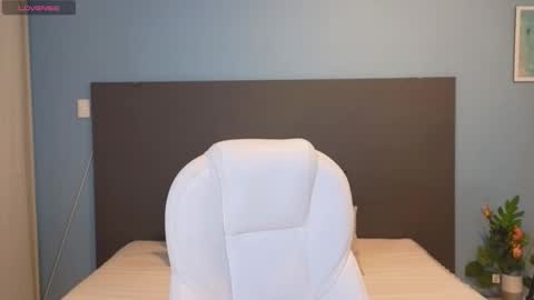 Maiaa Ruiz  online show from 12-30-24, 12:42