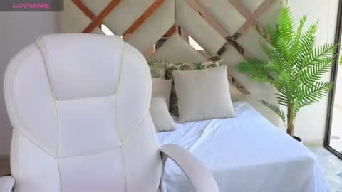 Maiaa Ruiz  online show from 03-08-25, 05:11