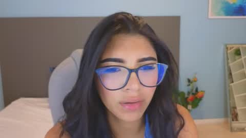 Maiaa Ruiz  online show from 10-21-25, 02:40