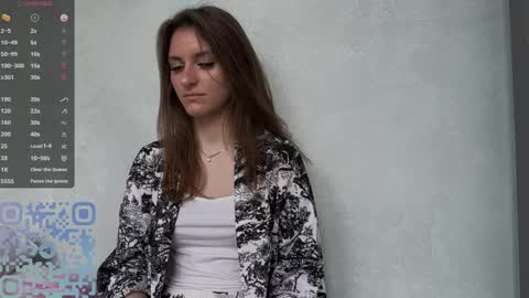 M I A online show from 04-01-26, 01:41