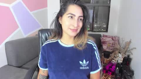   online show from 11-06-25, 12:33