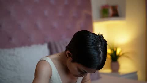 Snapshot of maiamini chatting on 09-22-25, 06:43 Maia online show from 09-22-25, 06:43