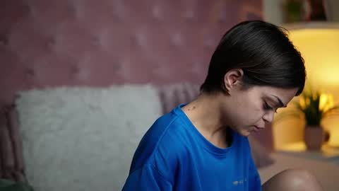 Snapshot of maiamini chatting on 10-01-25, 04:51 Maia online show from 10-01-25, 04:51