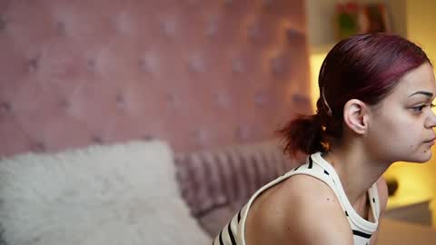  Maia  online show from 04-19-26, 08:55