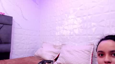 Maia  online show from 10-22-25, 11:32