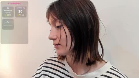 Snapshot of maibys_cute chatting on 03-06-25, 03:35 maibys online show from 03-06-25, 03:35