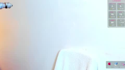 Snapshot of maibys_cute chatting on 11-06-25, 04:46 maibys online show from 11-06-25, 04:46