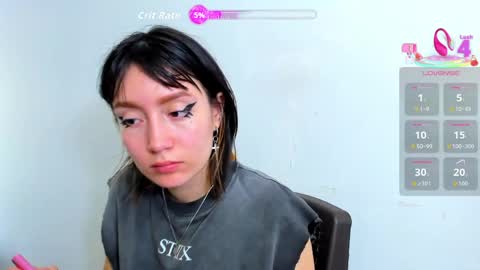Snapshot of maibys_cute chatting on 05-16-26, 04:20 maibys online show from 05-16-26, 04:20