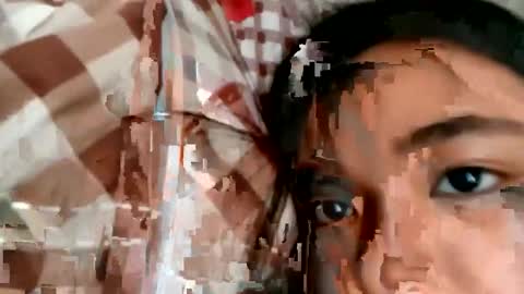 Snapshot of maicajee chatting on 06-08-26, 01:28 maicajee online show from 06-08-26, 01:28
