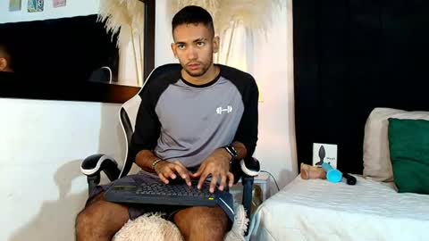maicolparker0 online show from 06-22-26, 12:57