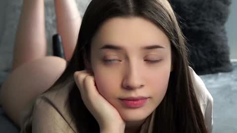 Snapshot of maidabuoy chatting on 02-04-25, 07:51 Lucy online show from 02-04-25, 07:51