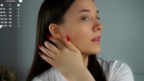 Snapshot of maidabuoy chatting on 03-11-25, 01:05 Lucy online show from 03-11-25, 01:05