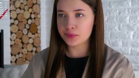 Snapshot of maidabuoy chatting on 10-30-25, 02:02 Lucy online show from 10-30-25, 02:02