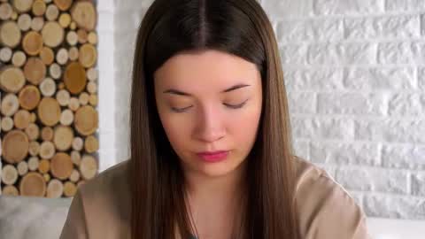 Snapshot of maidabuoy chatting on 11-02-25, 02:03 Lucy online show from 11-02-25, 02:03