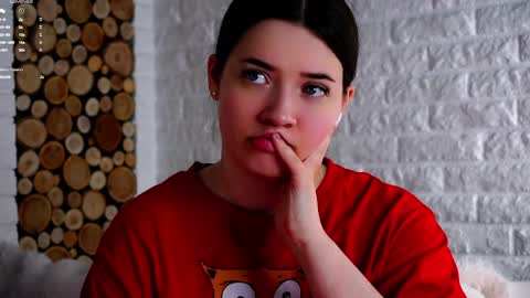 Lucy online show from 04-07-26, 03:29