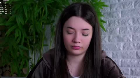 Lucy online show from 04-29-26, 03:54