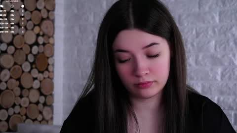 Snapshot of maidabuoy chatting on 05-14-26, 03:46 Lucy online show from 05-14-26, 03:46