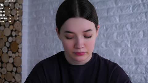 Snapshot of maidabuoy chatting on 05-26-26, 02:18 Lucy online show from 05-26-26, 02:18