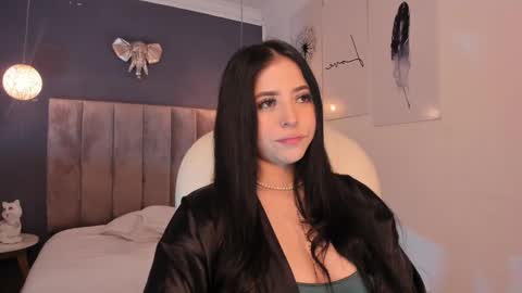 Snapshot of maiiitee_ chatting on 12-29-24, 06:16  Mait  online show from 12-29-24, 06:16