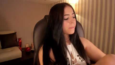 Snapshot of maiiitee_ chatting on 10-07-25, 06:16  Mait  online show from 10-07-25, 06:16