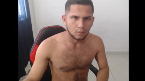 Snapshot of maik_135 chatting on 09-22-25, 12:40 maicol online show from 09-22-25, 12:40
