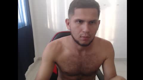 Snapshot of maik_135 chatting on 09-23-25, 09:40 maicol online show from 09-23-25, 09:40