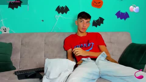 Snapshot of maikol_ortizz chatting on 11-03-25, 12:39 Maikol online show from 11-03-25, 12:39