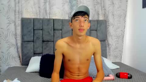 Snapshot of maikol_ortizz chatting on 11-29-25, 11:35 Maikol online show from 11-29-25, 11:35