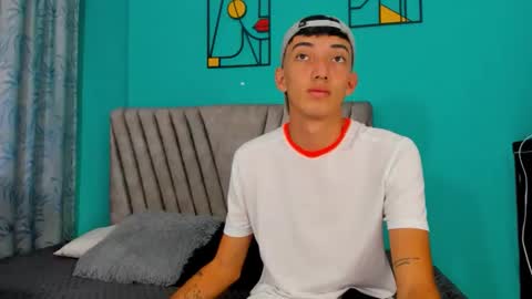 Maikol online show from 04-09-26, 01:05