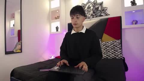 Maiky Cooper online show from 03-09-25, 05:33