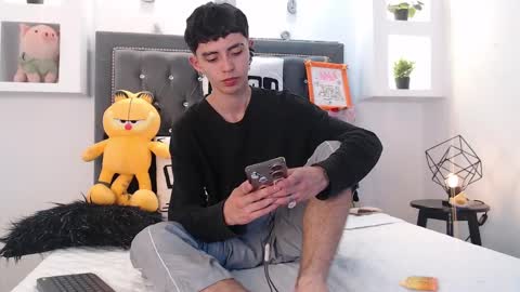 Maiky Cooper online show from 03-12-25, 04:19