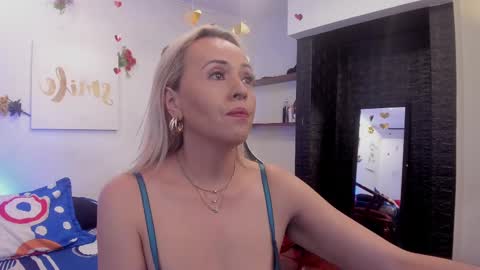 Carolina Barrantes Munera online show from 02-10-25, 11:25