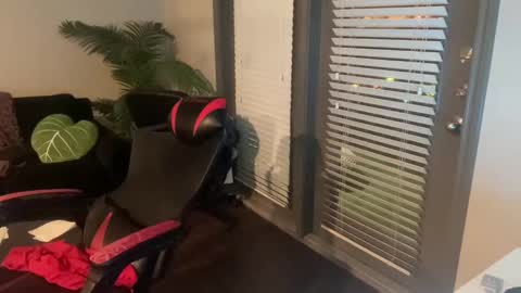 Maira online show from 12-31-24, 05:11