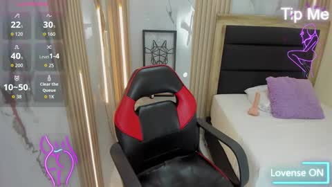 Snapshot of mairakane chatting on 11-11-25, 12:38 MAIRA online show from 11-11-25, 12:38