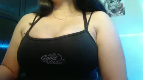 Hello friends Im on another account    online show from 12-14-24, 02:12