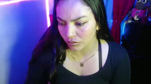 Hello friends Im on another account    online show from 02-01-25, 12:29