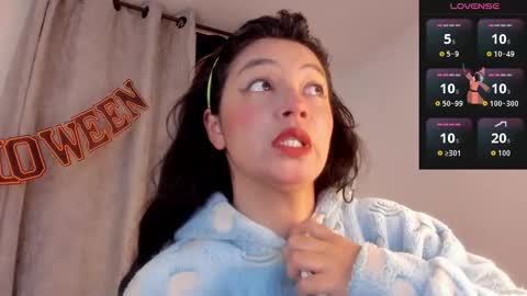 Snapshot of maitte_love chatting on 10-08-25, 10:02 maitte_love online show from 10-08-25, 10:02