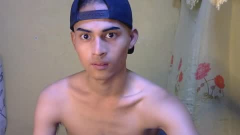 Snapshot of majestic_anne chatting on 05-18-26, 12:33 Annalyn online show from 05-18-26, 12:33
