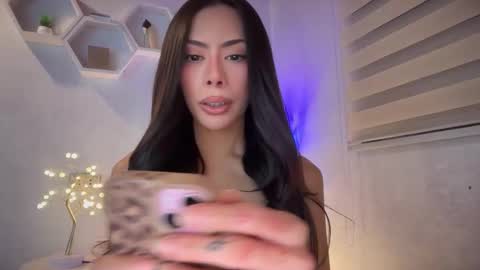 Snapshot of majesticfrancine chatting on 02-11-26, 10:20 Lovely online show from 02-11-26, 10:20