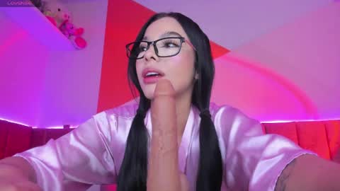 Snapshot of majoogomez chatting on 05-25-26, 11:16 Majo Gomez online show from 05-25-26, 11:16