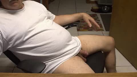 Snapshot of majormike34 chatting on 04-02-26, 02:20 majormike34 online show from 04-02-26, 02:20