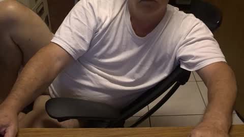 Snapshot of majormike34 chatting on 04-28-26, 03:00 majormike34 online show from 04-28-26, 03:00