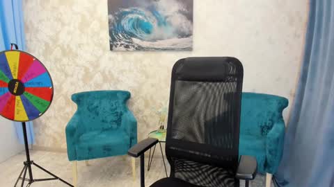 Chloe online show from 03-04-25, 06:37