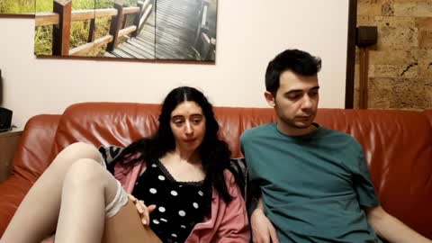 Snapshot of make_me_feel chatting on 01-19-25, 08:30 Lena Ian online show from 01-19-25, 08:30