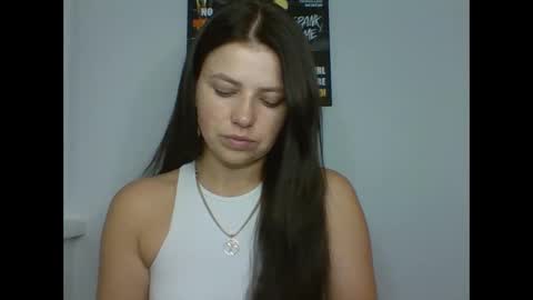 Snapshot of make_mesmile chatting on 09-08-25, 05:23 make_mesmile online show from 09-08-25, 05:23