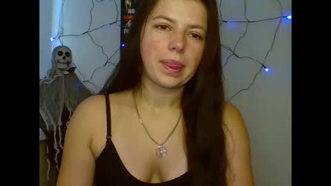 Snapshot of make_mesmile chatting on 10-31-25, 07:20 make_mesmile online show from 10-31-25, 07:20