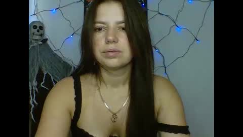 Snapshot of make_mesmile chatting on 11-02-25, 07:00 make_mesmile online show from 11-02-25, 07:00