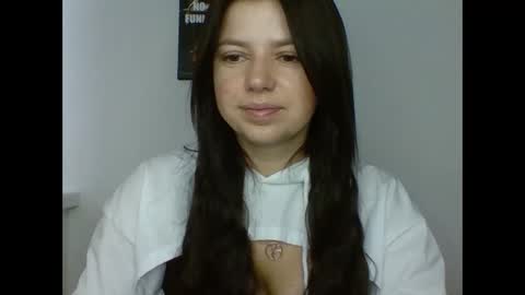 Snapshot of make_mesmile chatting on 11-08-25, 07:41 make_mesmile online show from 11-08-25, 07:41