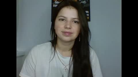 Snapshot of make_mesmile chatting on 11-11-25, 08:09 make_mesmile online show from 11-11-25, 08:09